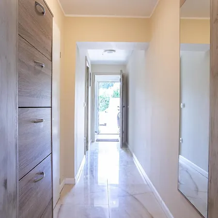 Appartamento Bells Of - 3 Cosy Private Free Parking Lubiana