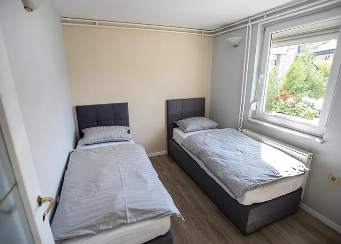 Bells Of - 3 Cosy Private Free Parking Διαμέρισμα