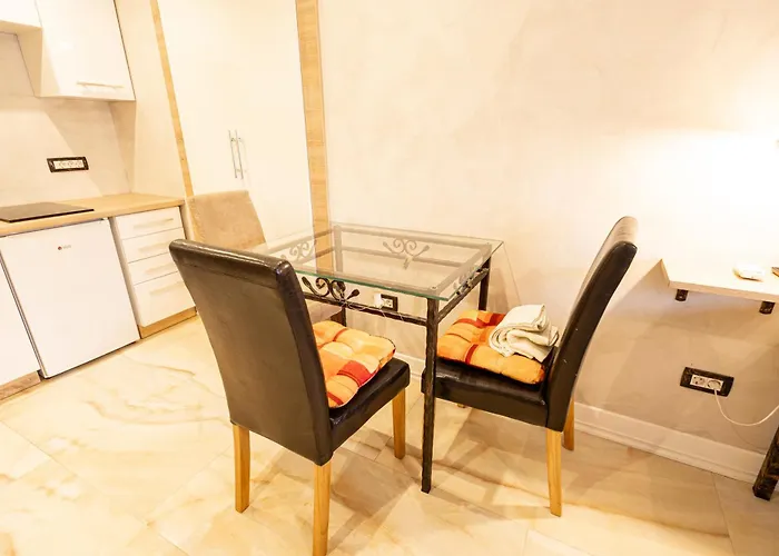 Διαμέρισμα Bells Of - 3 Cosy Private Free Parking