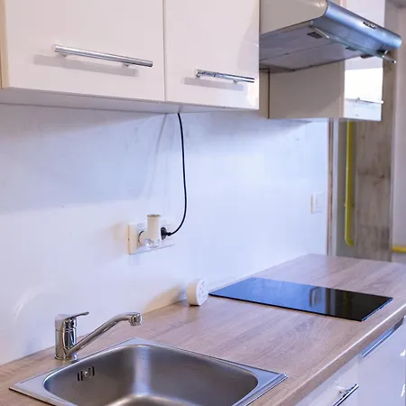 Apartman Bells Of - 3 Cosy Private Free Parking *