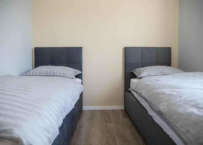 Bells Of - 3 Cosy Private Free Parking Apartma *