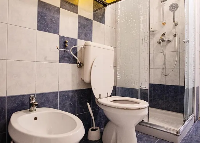 Bells Of - 3 Cosy Private Free Parking Apartma *